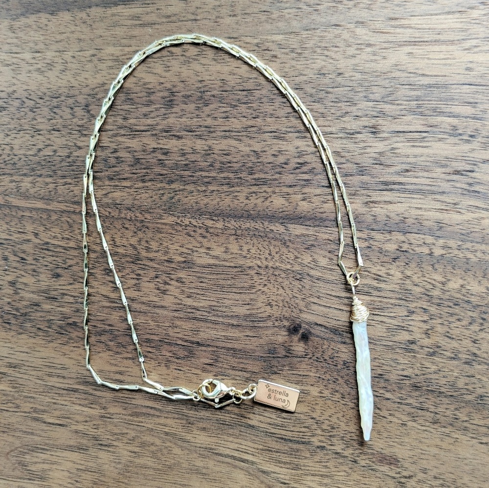 🌟LAST 1🌟Boutique Pearl Wand Gold-Plated Boho Necklace - Picture 3 of 5